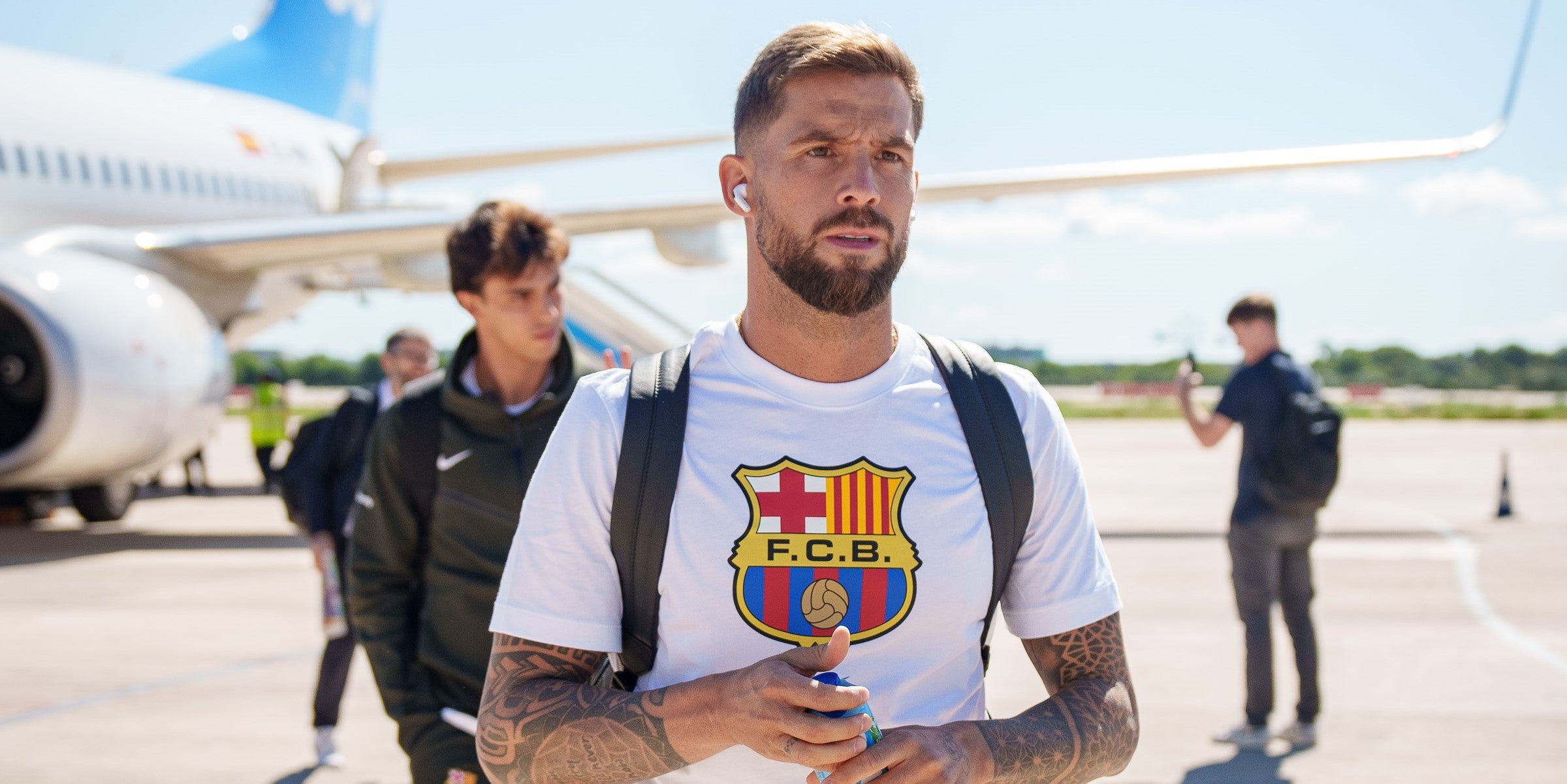 FC Barcelona Pre-Match Shirt – LFP