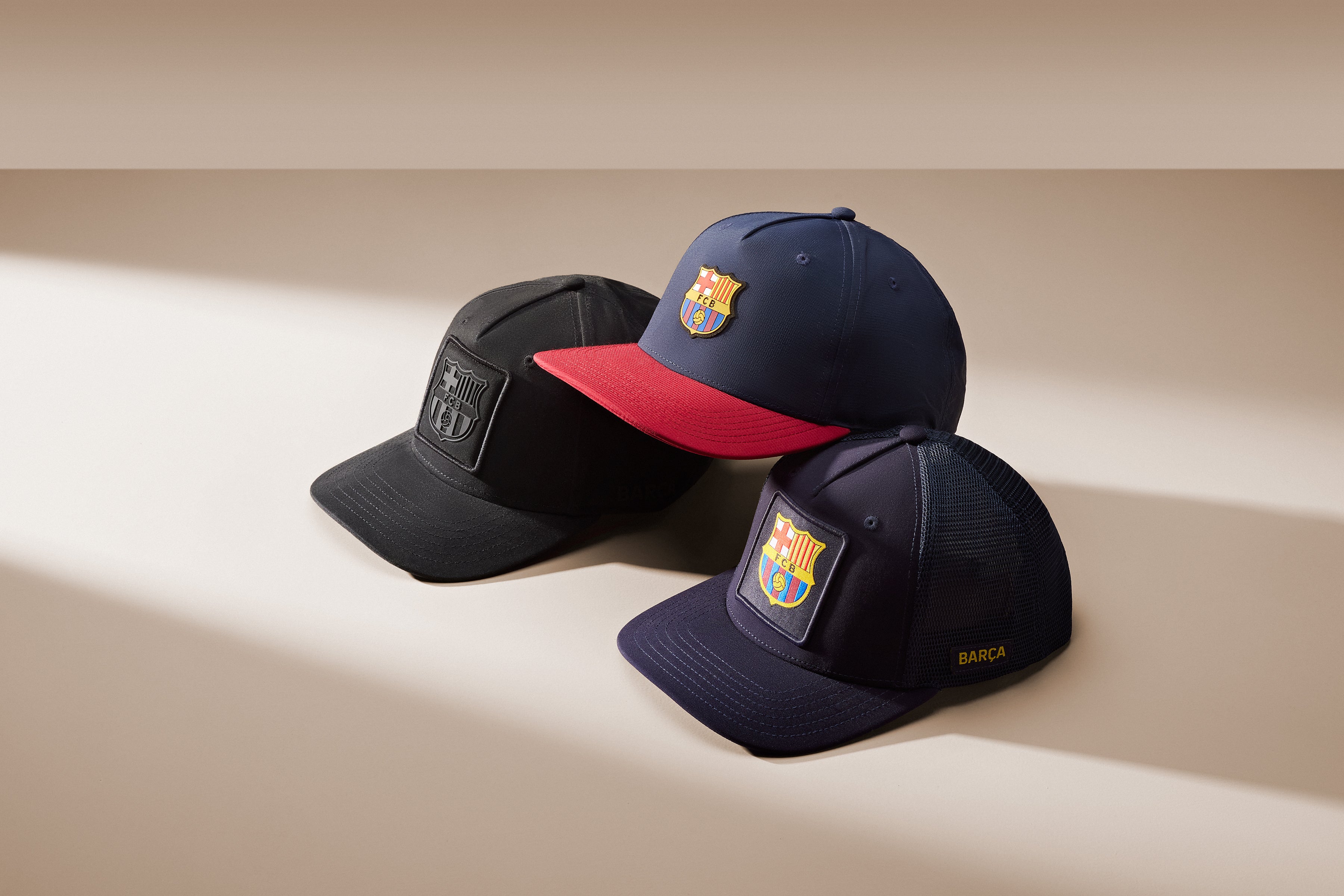 Keyring set + FC Barcelona pin – Barça Official Store Spotify Camp Nou