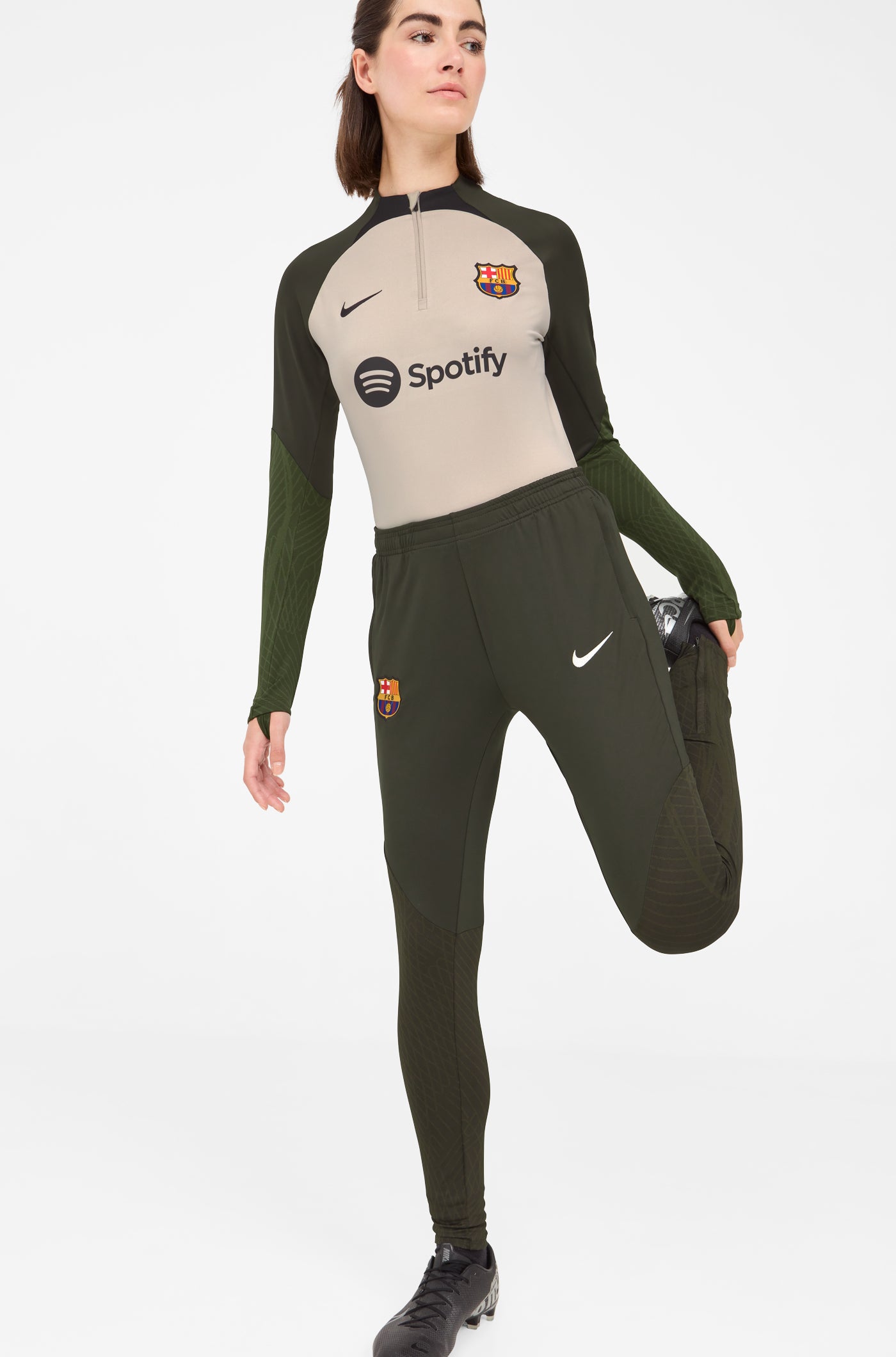 Training Pants FC Barcelona 23/24 - Women – Barça Official Store Spotify  Camp Nou