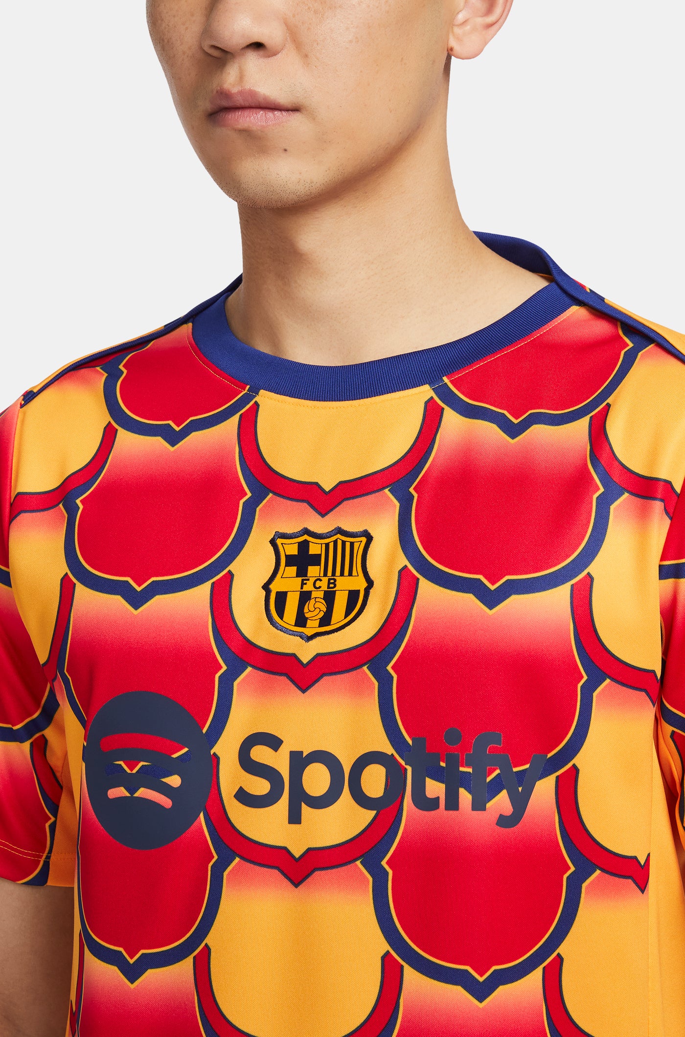 FC Barcelona gold Pre-Match Shirt