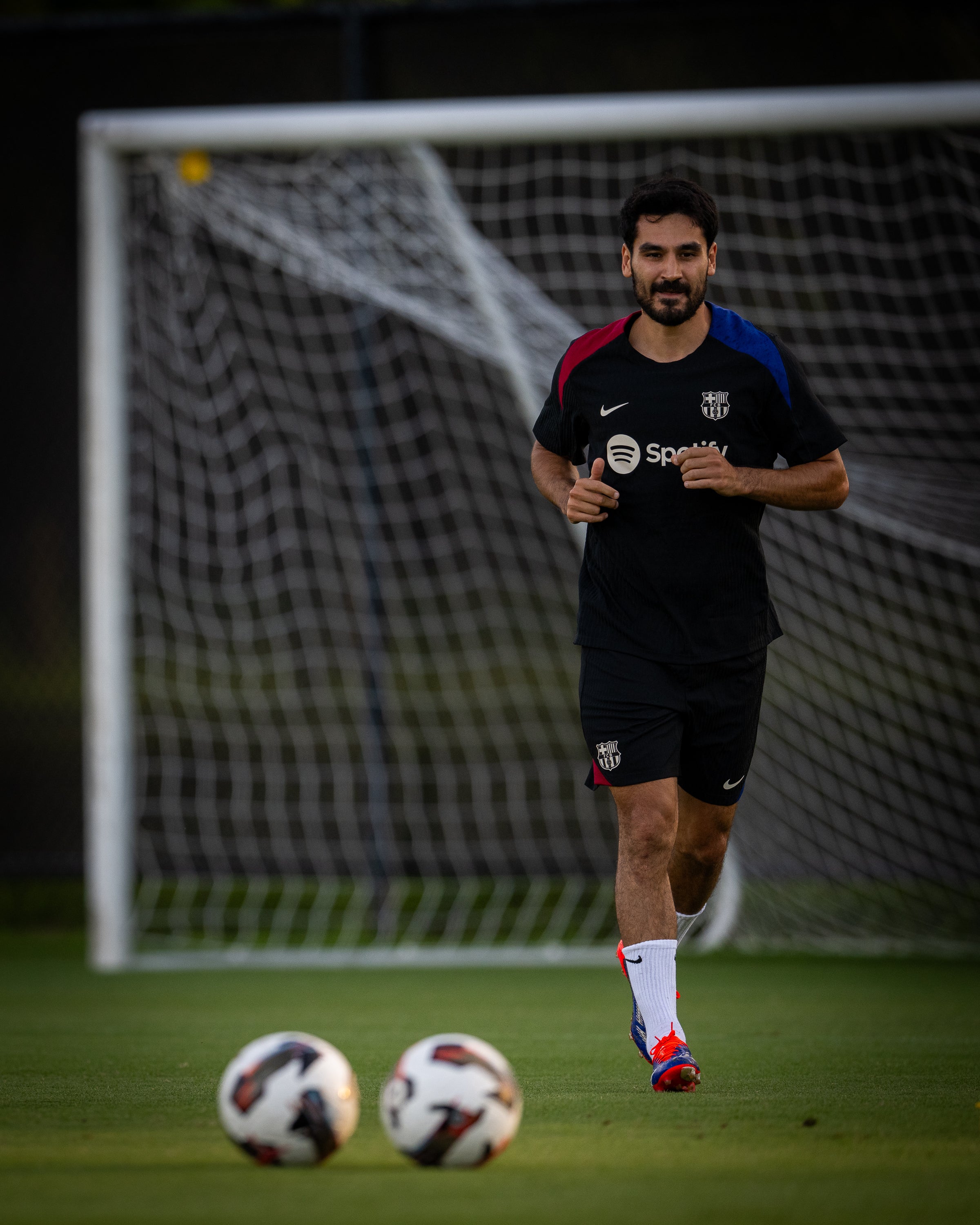 FC Barcelona Training Shorts 24/25 - Player's Edition â Barça Official Store Spotify Camp Nou