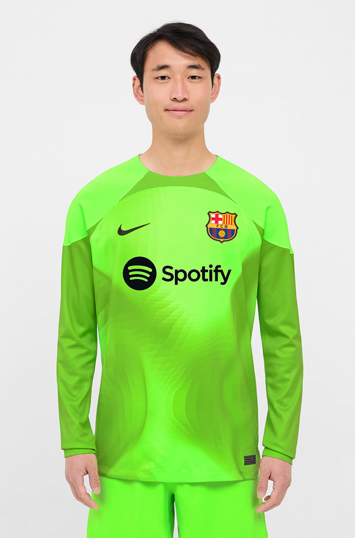 FC Barcelona Goalkeeper green Shirt 22/23 – Barça Official Store Spotify  Camp Nou