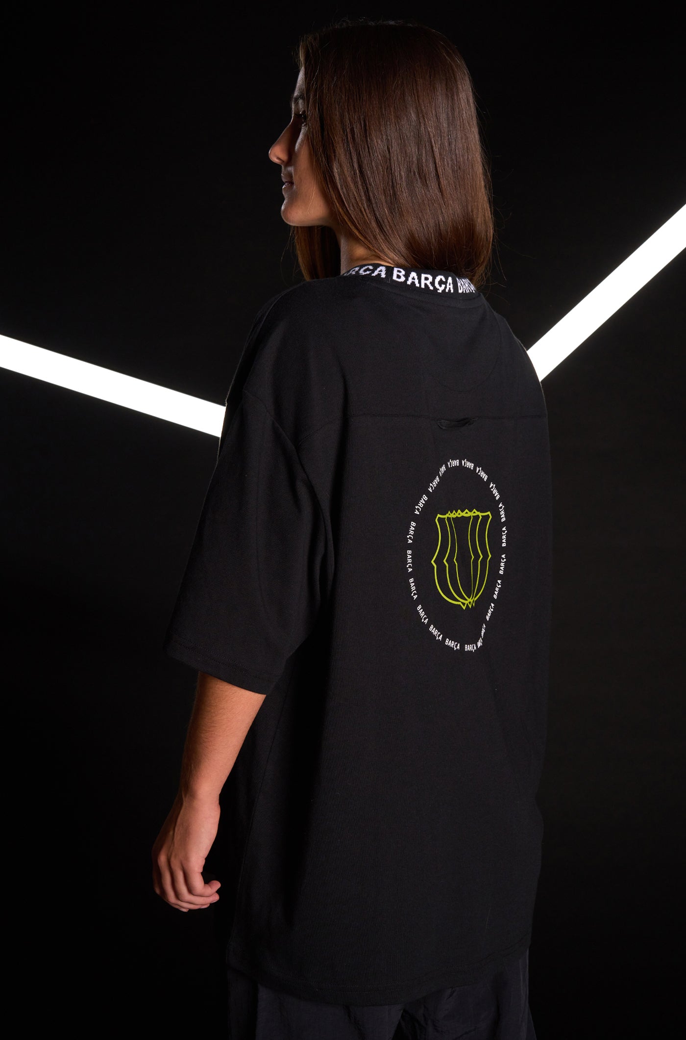 Camiseta negra oversize Barça – Numerology