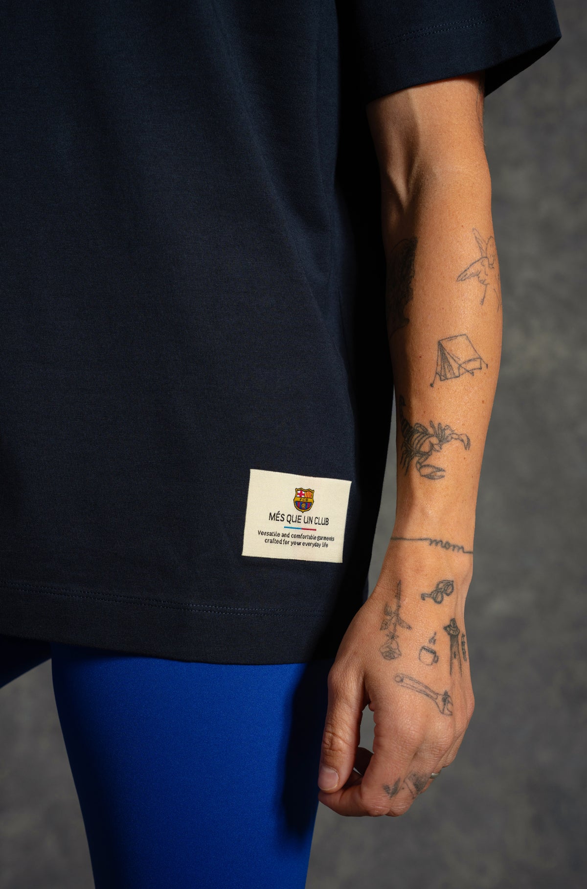 T-shirt bleu marine Barça - Femme