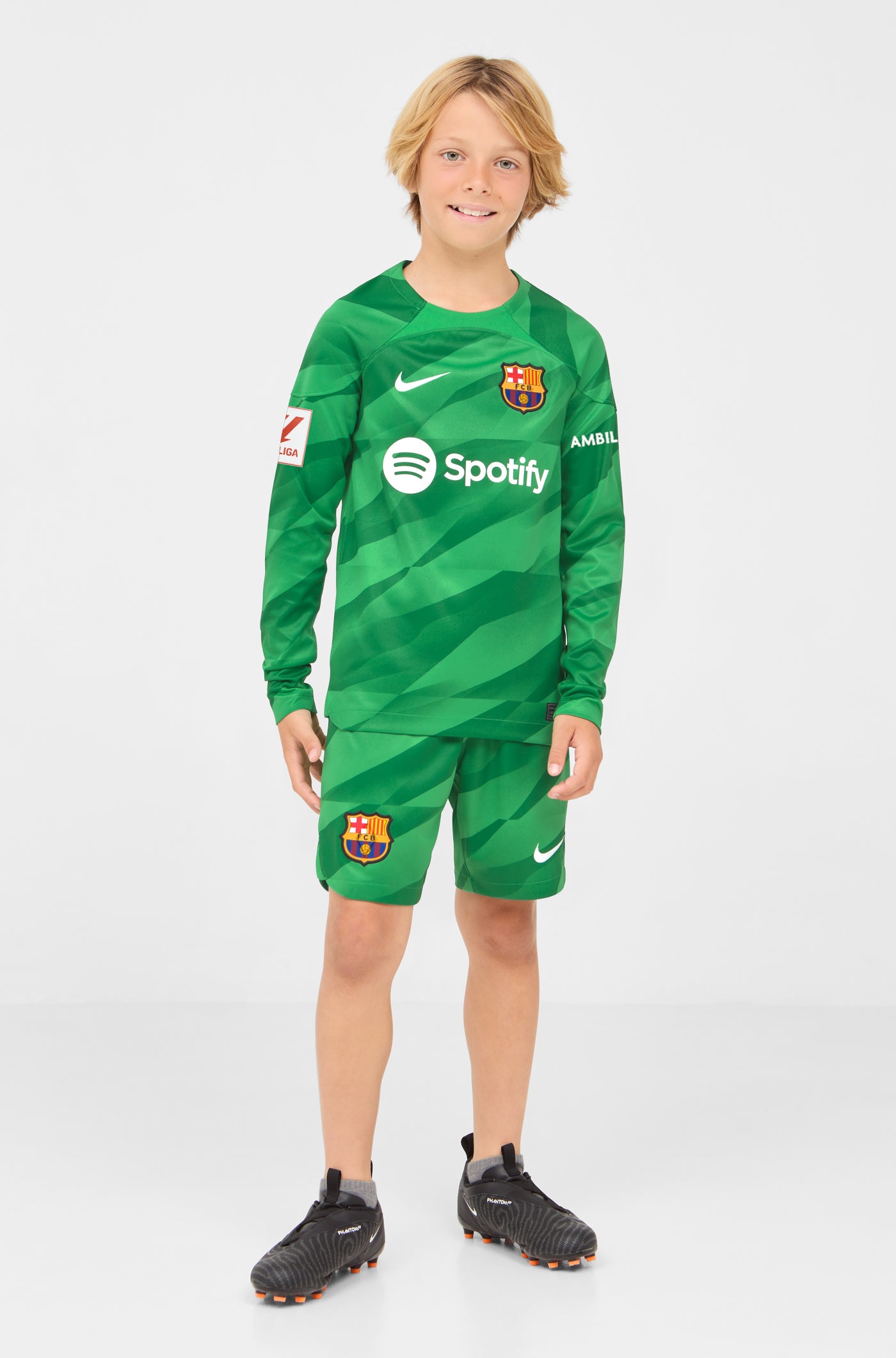 Junior store goalkeeper kit