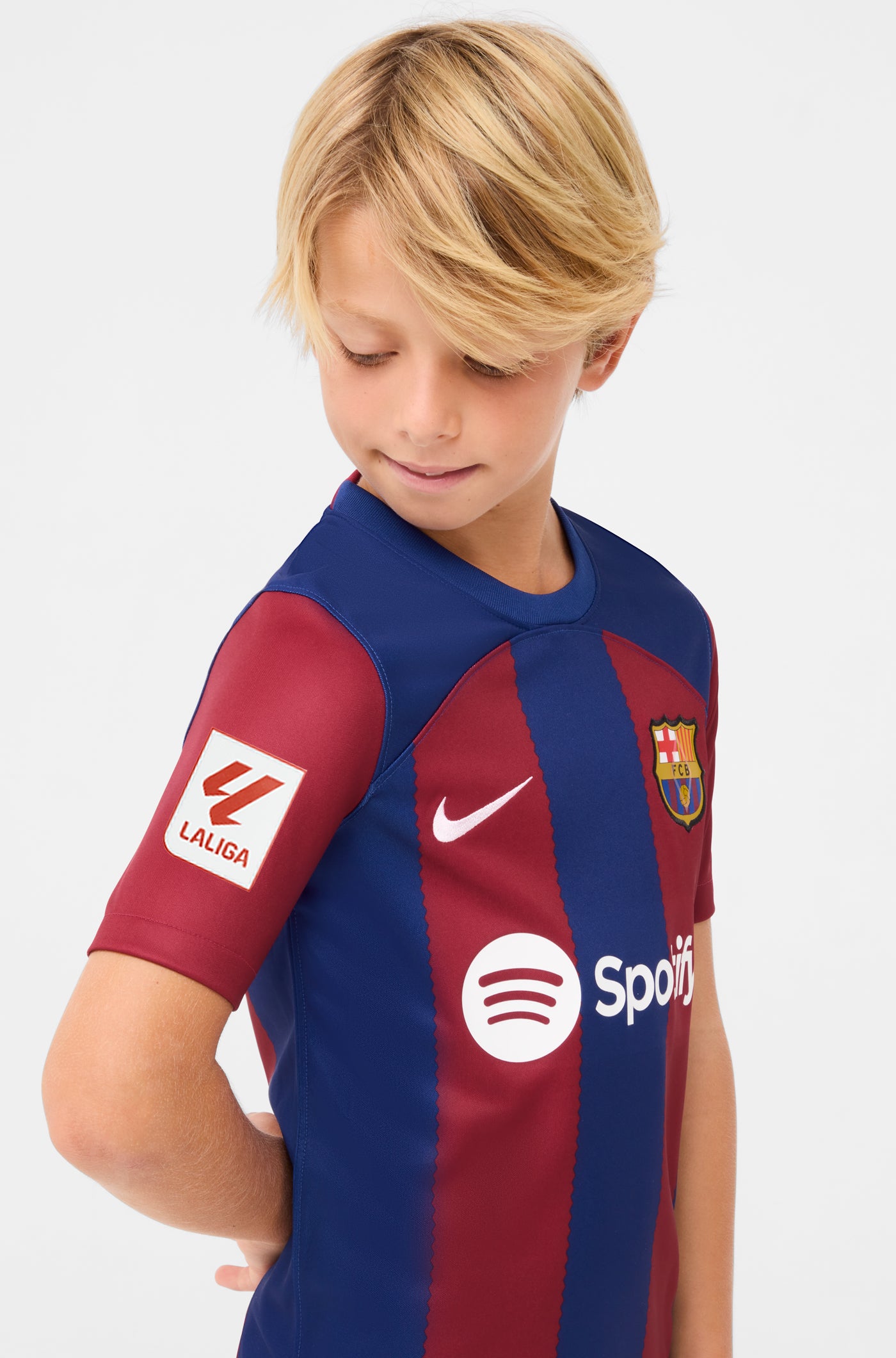 FC Barcelona home shirt 23/24 - Junior – Barça Official Store Spotify Camp  Nou