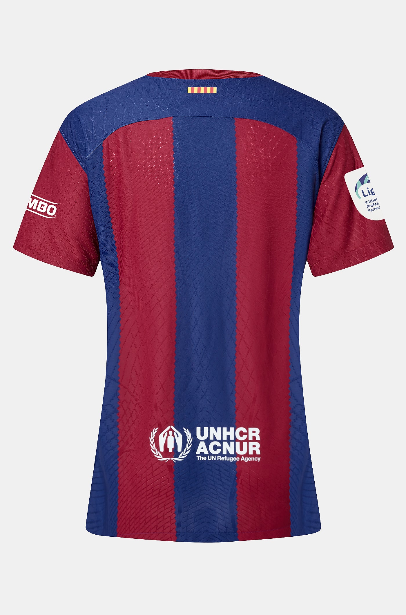 FIRMADA | Camiseta femenina Edición Limitada FC BARCELONA X KAROL G firmada por el equipo titular que disputó el Clásico y el equipo femenino titular del FC Barcelona – Villarreal