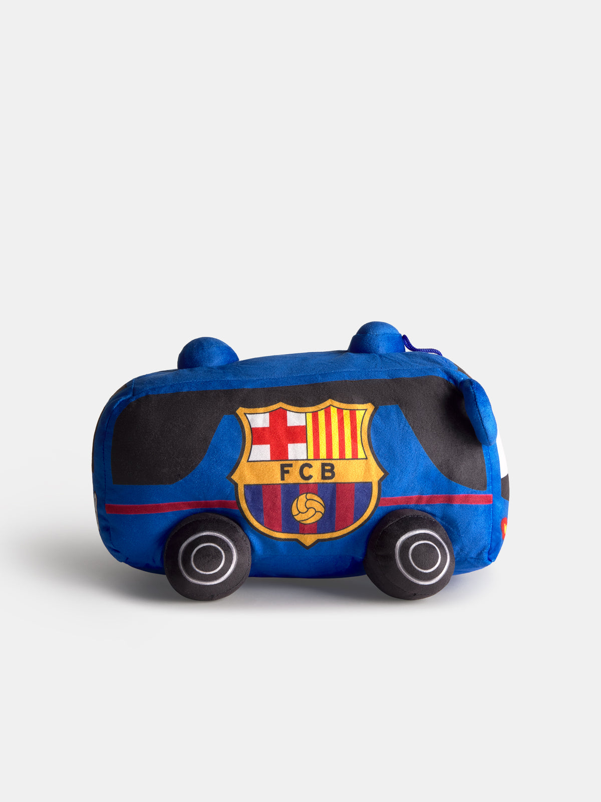 Juguete de peluche de FC Barcelona con forma de autobús, en azul y negro, con el escudo del club en el lateral y ruedas impresas.
