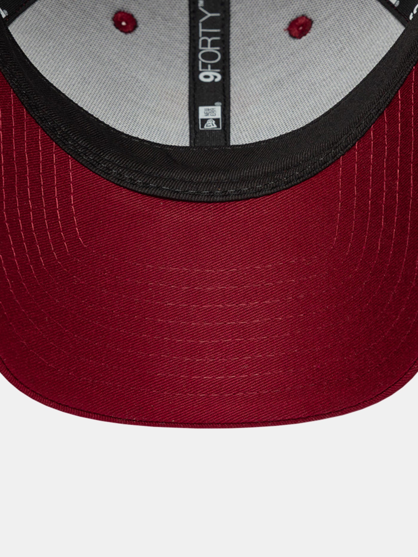 Casquette NEW ERA x FC Barcelone 9FORTY Rouge Core