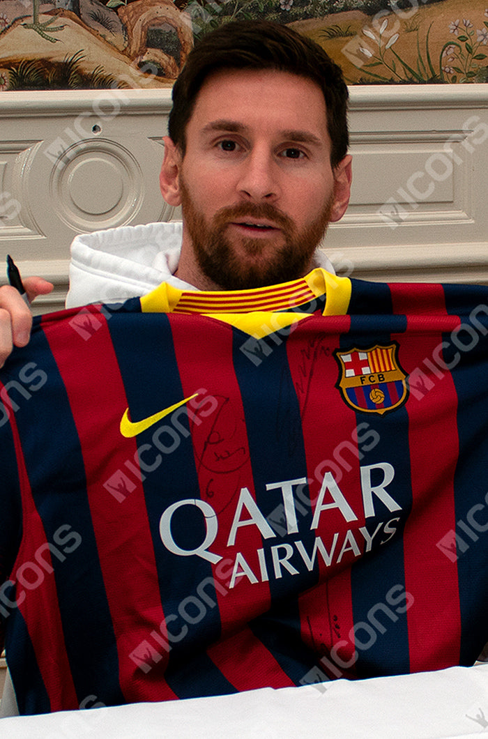Official FC Barcelona Home kit shirt from the 13/14 season signed by Messi, Xavi and A. Iniesta