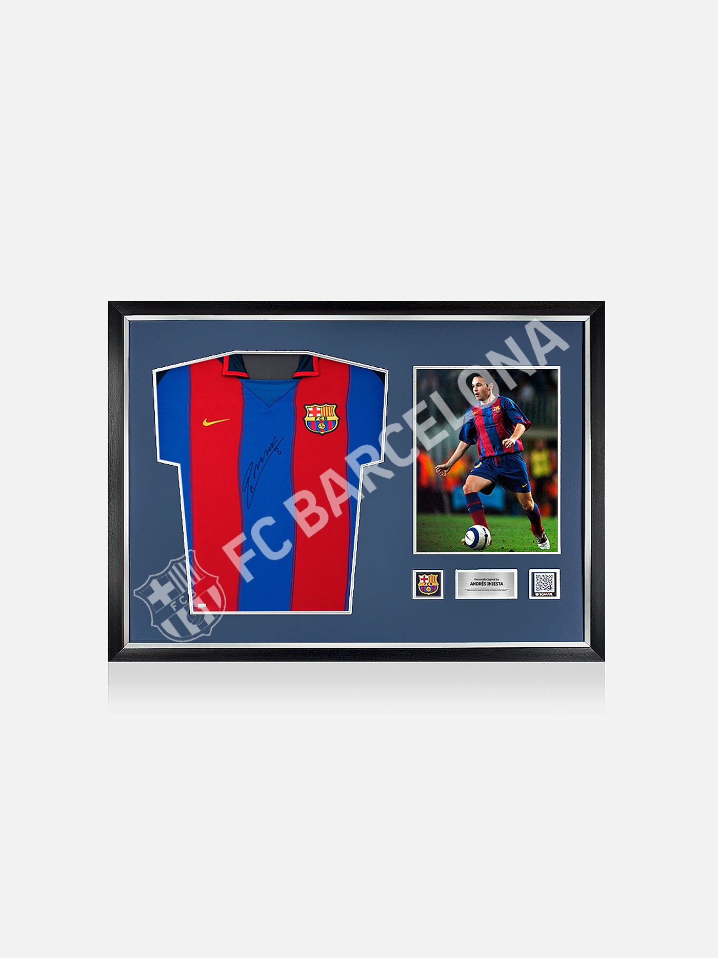 INIESTA | Offizielles FC Barcelona Trikot, von Andrés Iniesta vorne signiert und gerahmt, Saison 2003-04