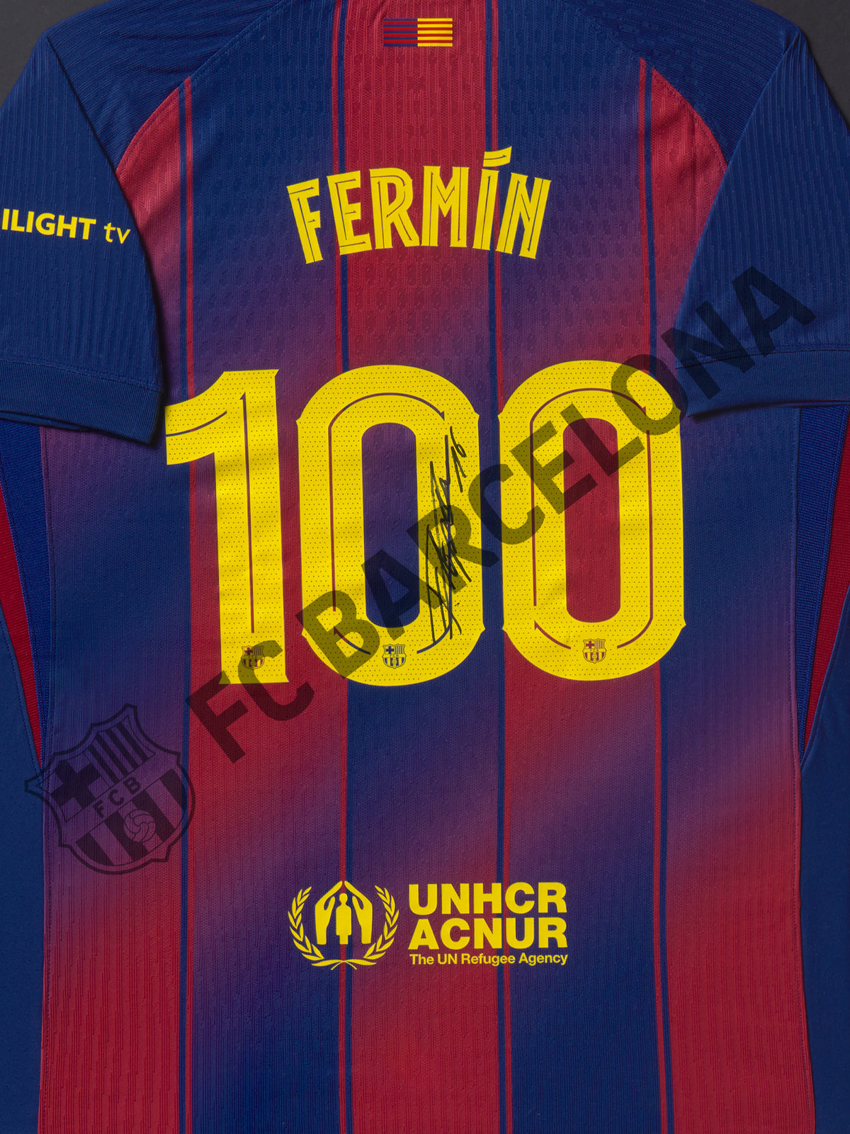 Samarreta signada i emmarcada Fermín 100 partits