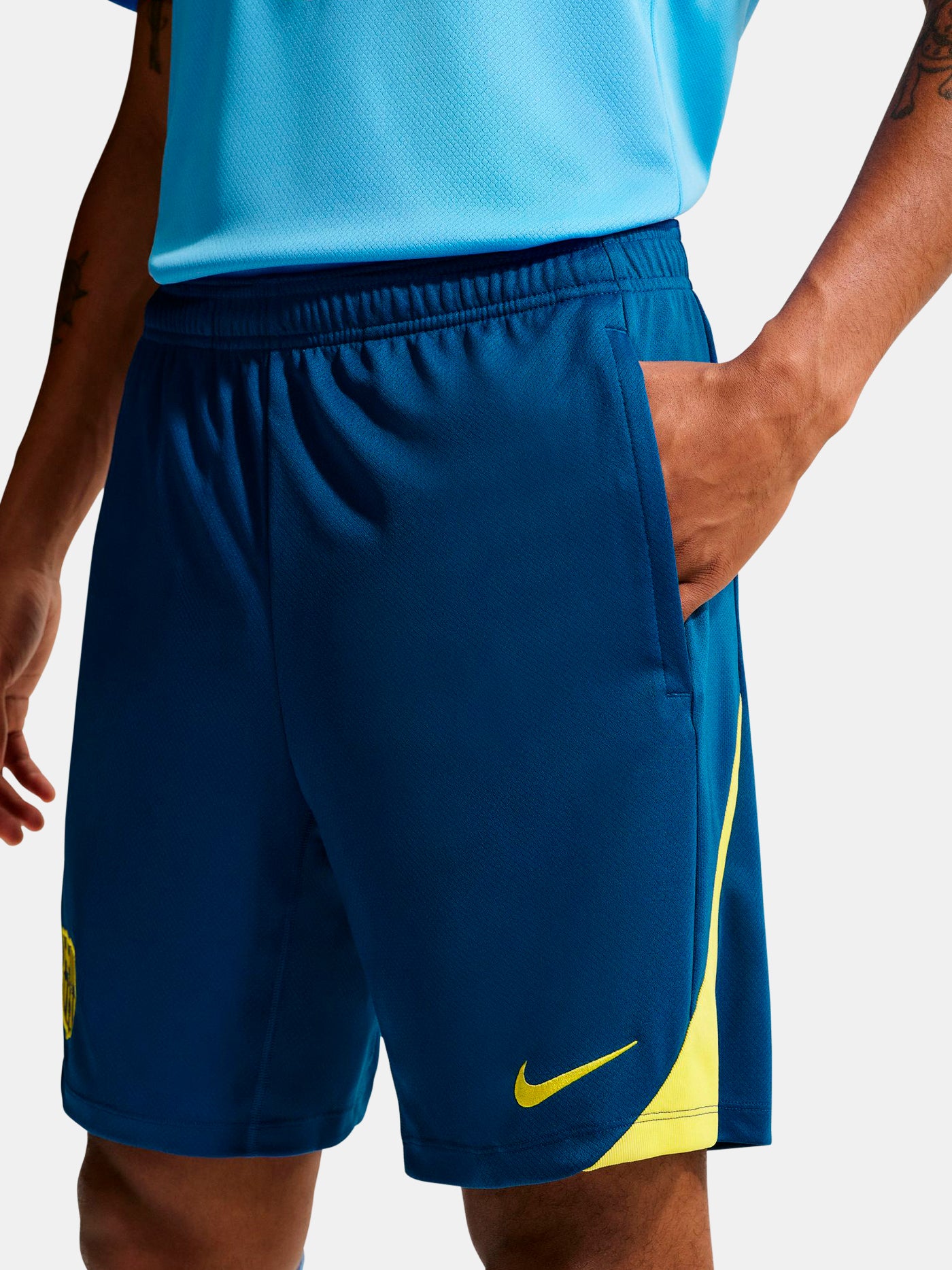 Pantalón corto de entrenamiento cuarta equipación FC Barcelona 25/26
