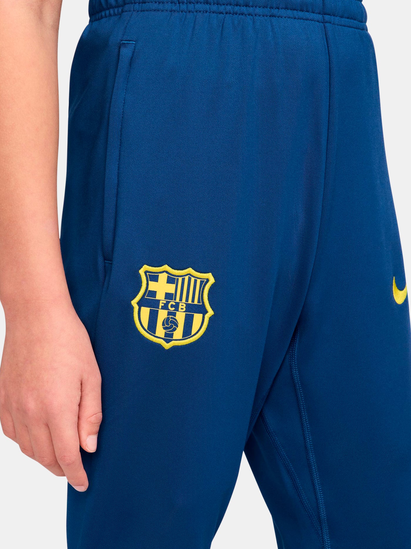 Pantalons d’entrenament Nen/a FC Barcelona 25/26 quart equipament