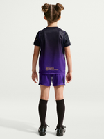 Conjunt del segon equipament per a nen/a petit/a FC Barcelona x Kobe Bryant 26/27