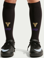 Conjunt del segon equipament per a nen/a petit/a FC Barcelona x Kobe Bryant 26/27