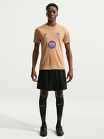 Camiseta de entrenamiento de entrenador de la segunda equipación de hombre FC Barcelona x Kobe Bryant 26/27