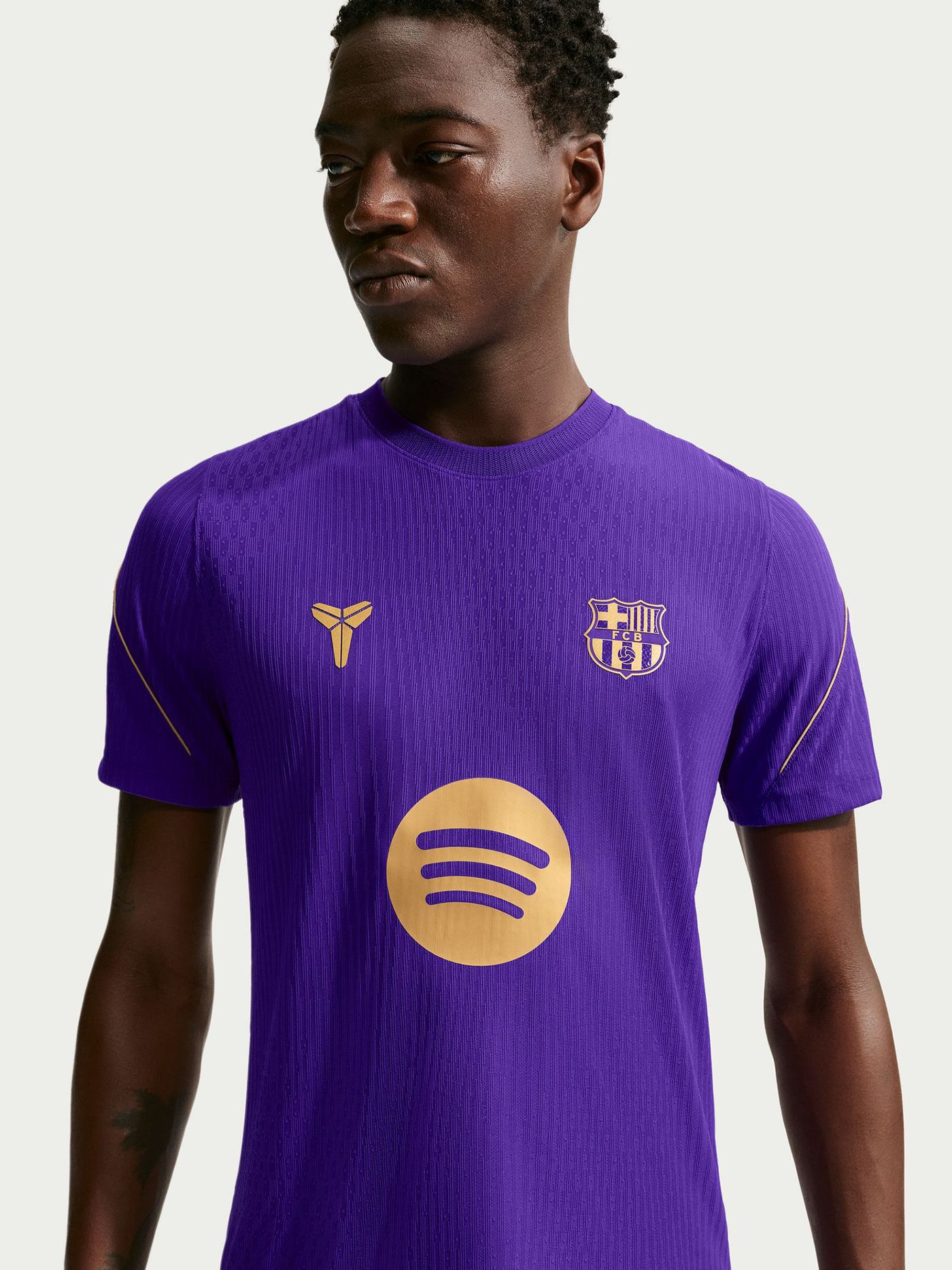 Camiseta de entrenamiento de la segunda equipación de hombre FC Barcelona x Kobe Bryant - Player Edition 26/27