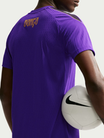 Camiseta de entrenamiento de la segunda equipación de hombre FC Barcelona x Kobe Bryant - Player Edition 26/27