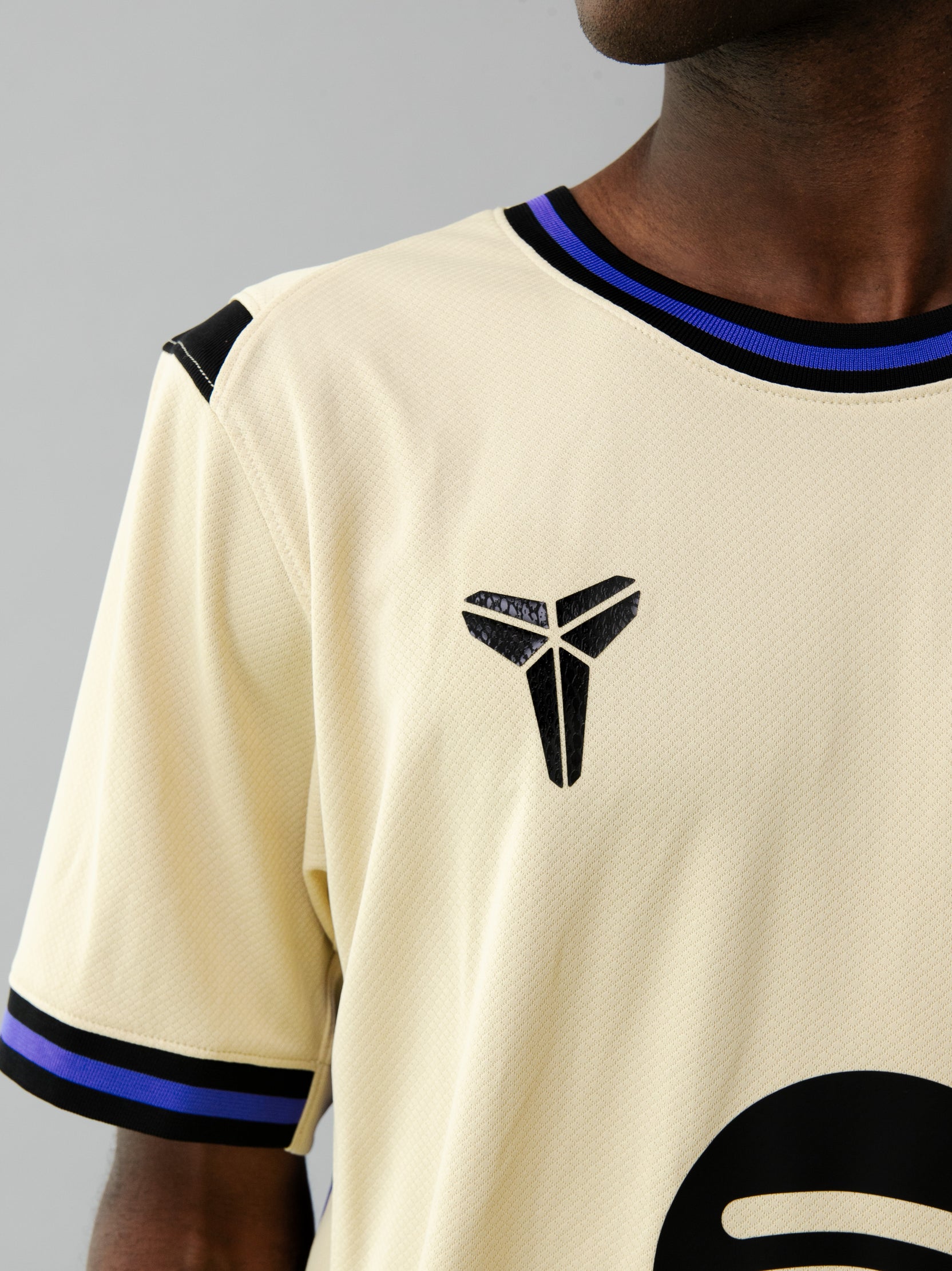Men's away jersey 25/26 FC Barcelona x Kobe Bryant