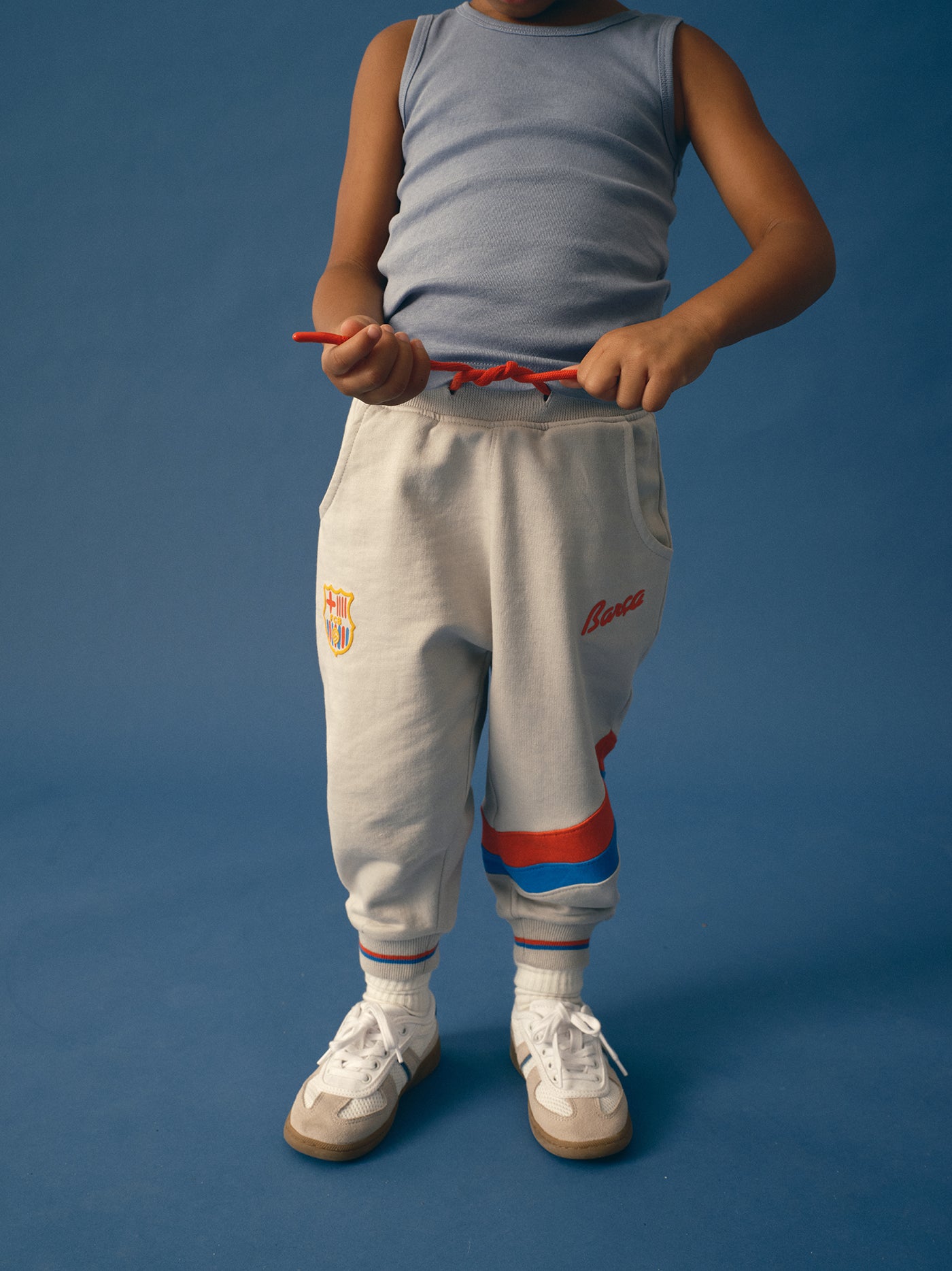 Pantalón Gris Escudo Barça - Niño/a