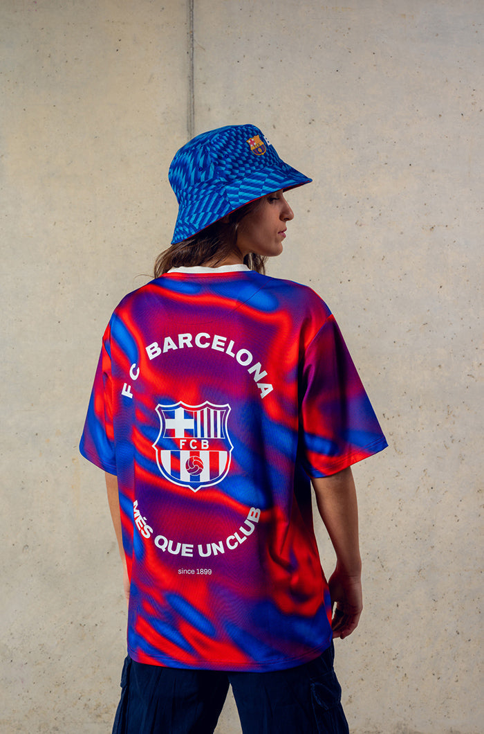 Samarreta estampada vermella amb escut del Barça