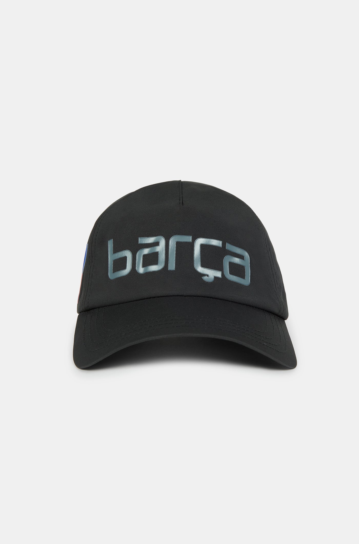 Black baseball cap with the word 'Barça' in metallic-style lettering on the front.