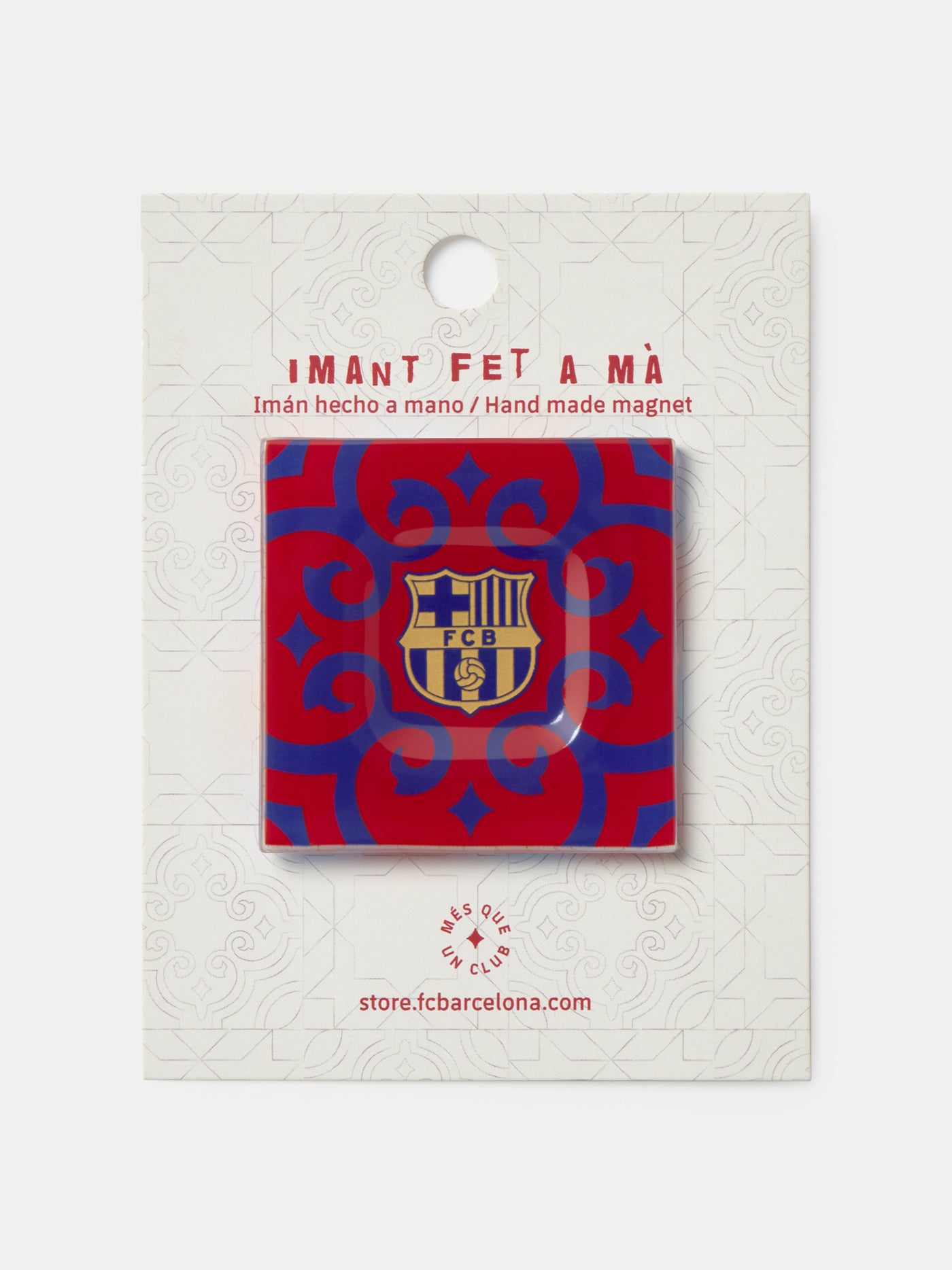 Handmade magnet with FC Barcelona logo on a branded card