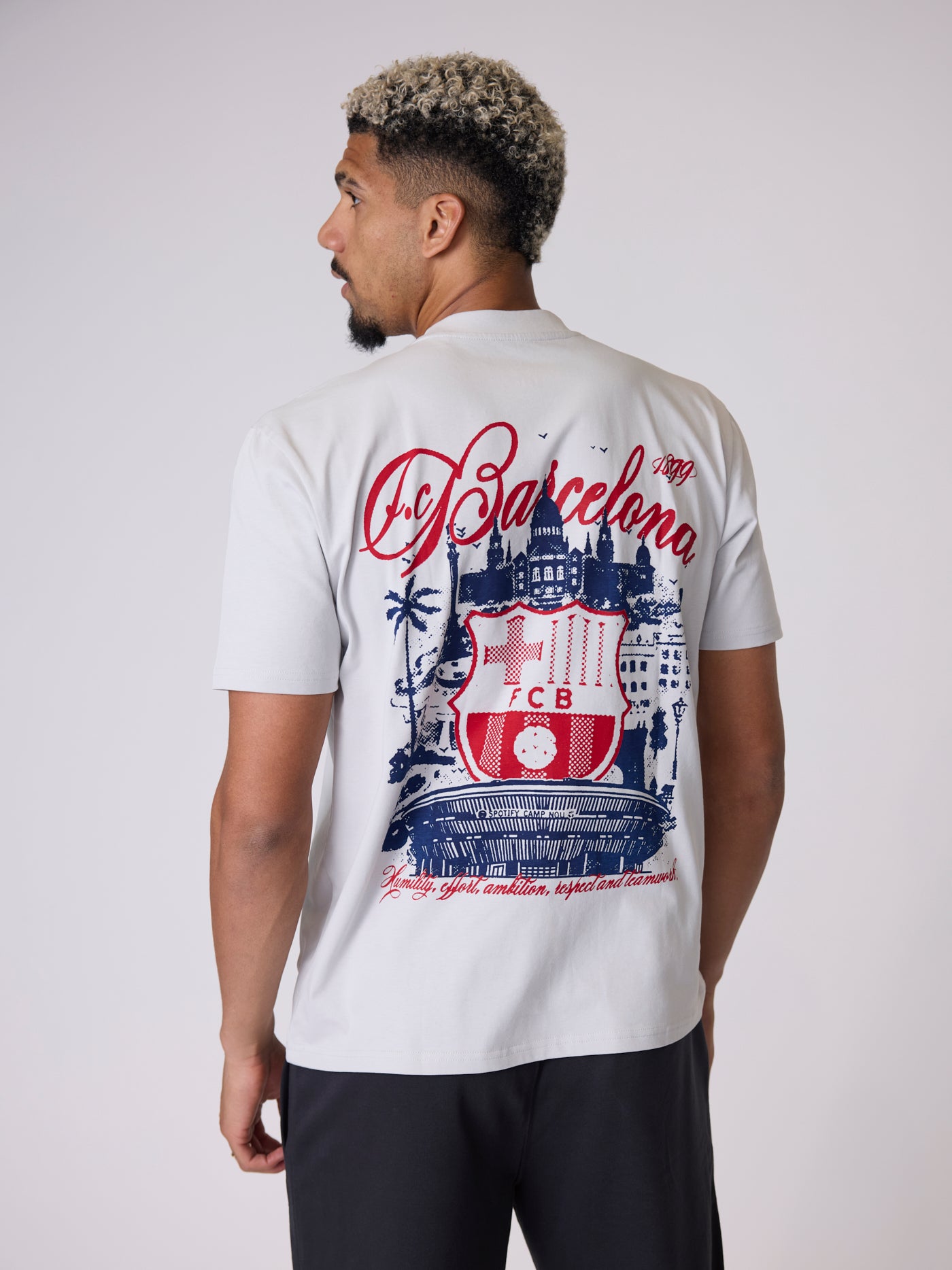 希少 00s FC BARCELONA 公式 襟付き ユニフォーム型 Tシャツ メンズ Tシャツ＆ポロシャツ – Barça Official Store