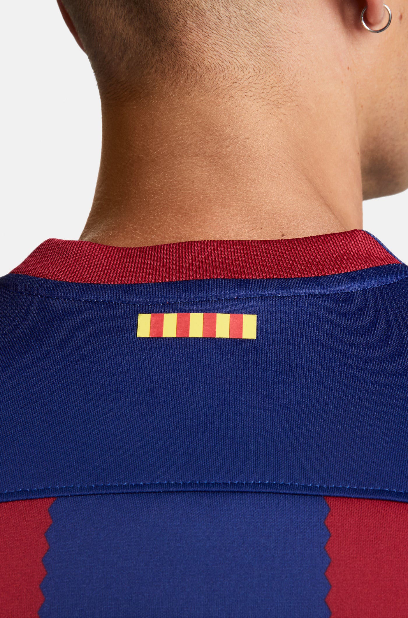 Réplica Oficial FC Barcelona 1ª equipación 23/24 Talla S Color