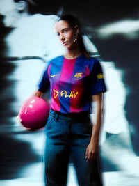 Samarreta d’Edició Limitada FC BARCELONA X ED SHEERAN. Equipació femenina FC Barcelona 25/26