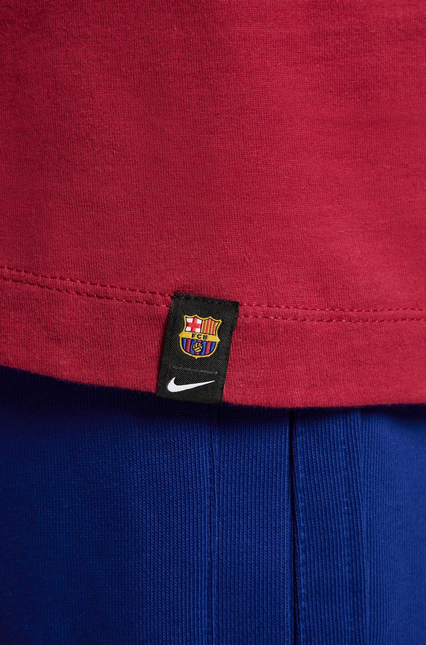  T-Shirt Granat mit Schriftzug „Barça“ von Nike