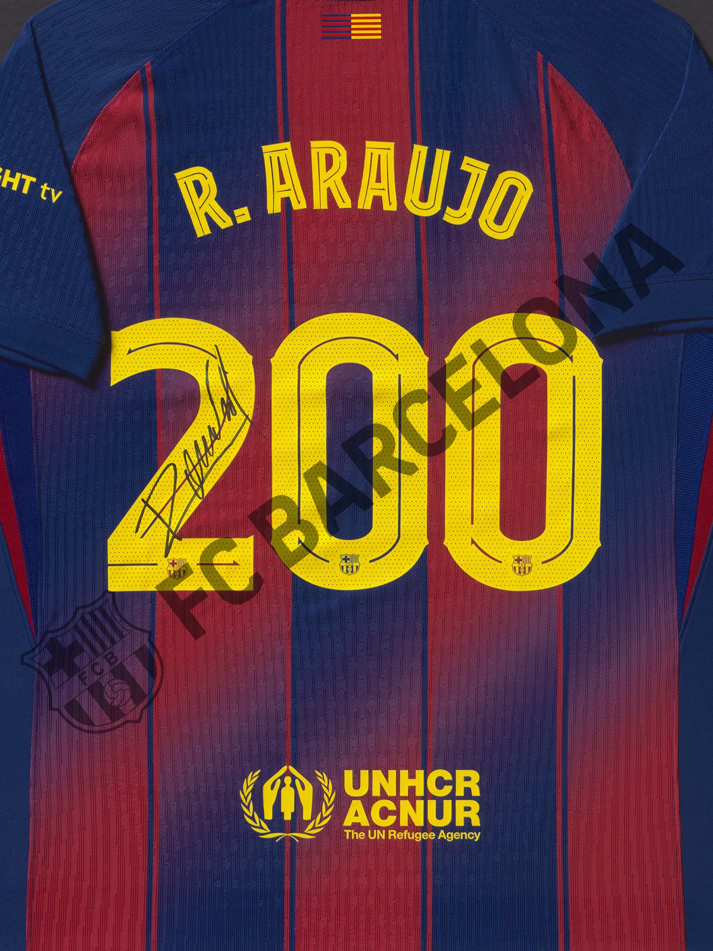 T-shirt signé et encadré Araujo 200 matchs