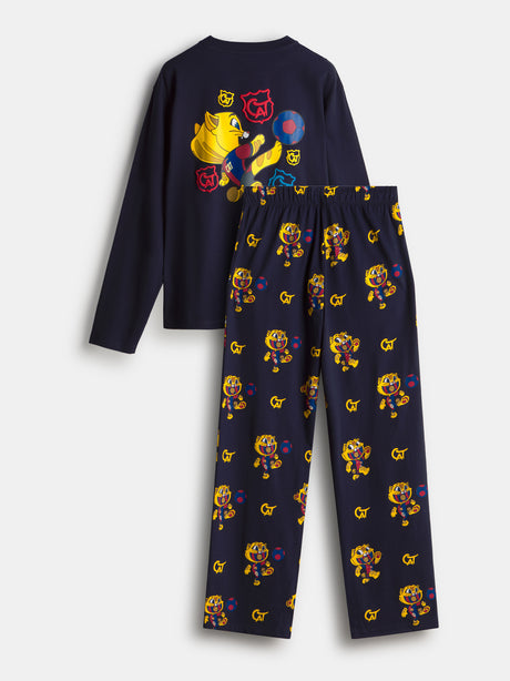 top de manga larga azul marino de FC Barcelona y pantalón a juego con estampado integral de gato de dibujos animados y balón en colores.