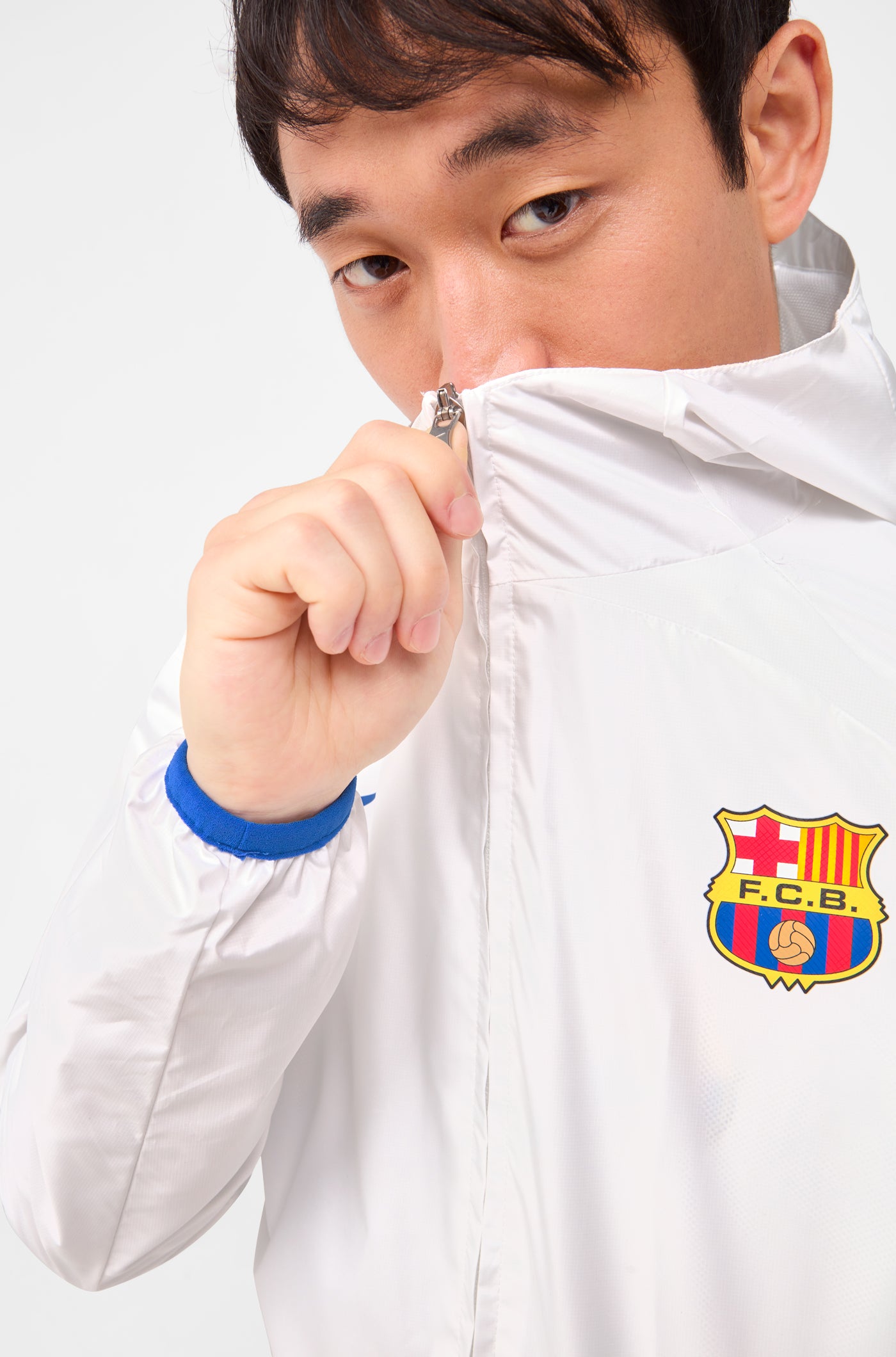 FC Barcelona Pre-Match away jacket 23/24
