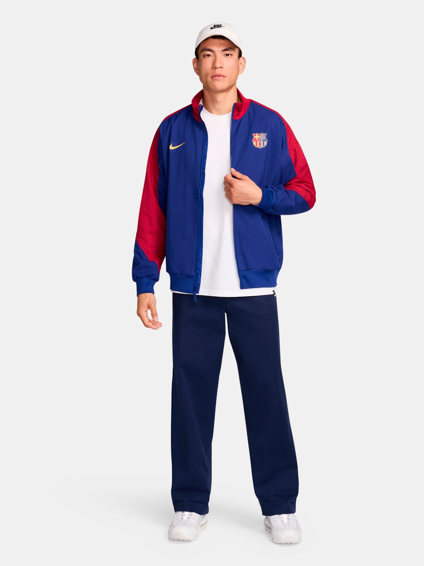 FC Barcelona 24/25 Erstausrüstung Aufwärmjacke- Player Edition