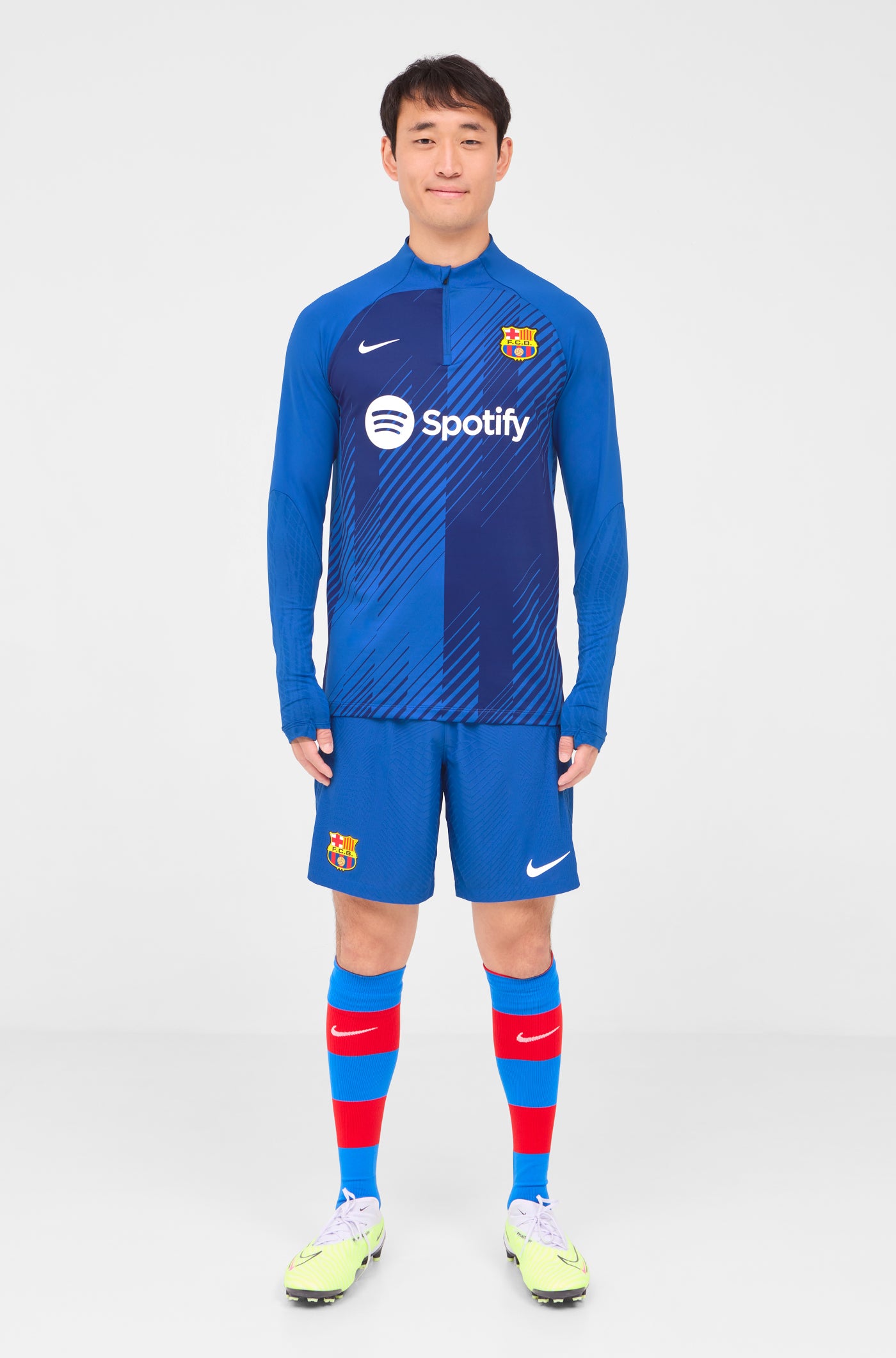 FC Barcelona Pre-Match sweatshirt Shirt 23/24 - La Liga
