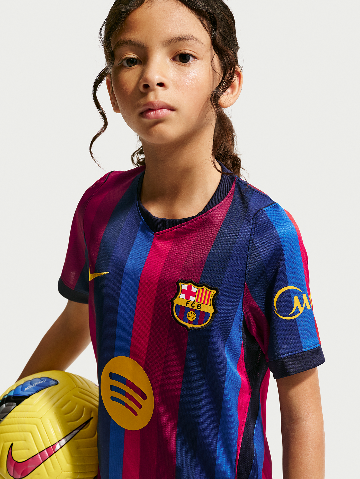 Junior's home jersey 26/27 FC Barcelona