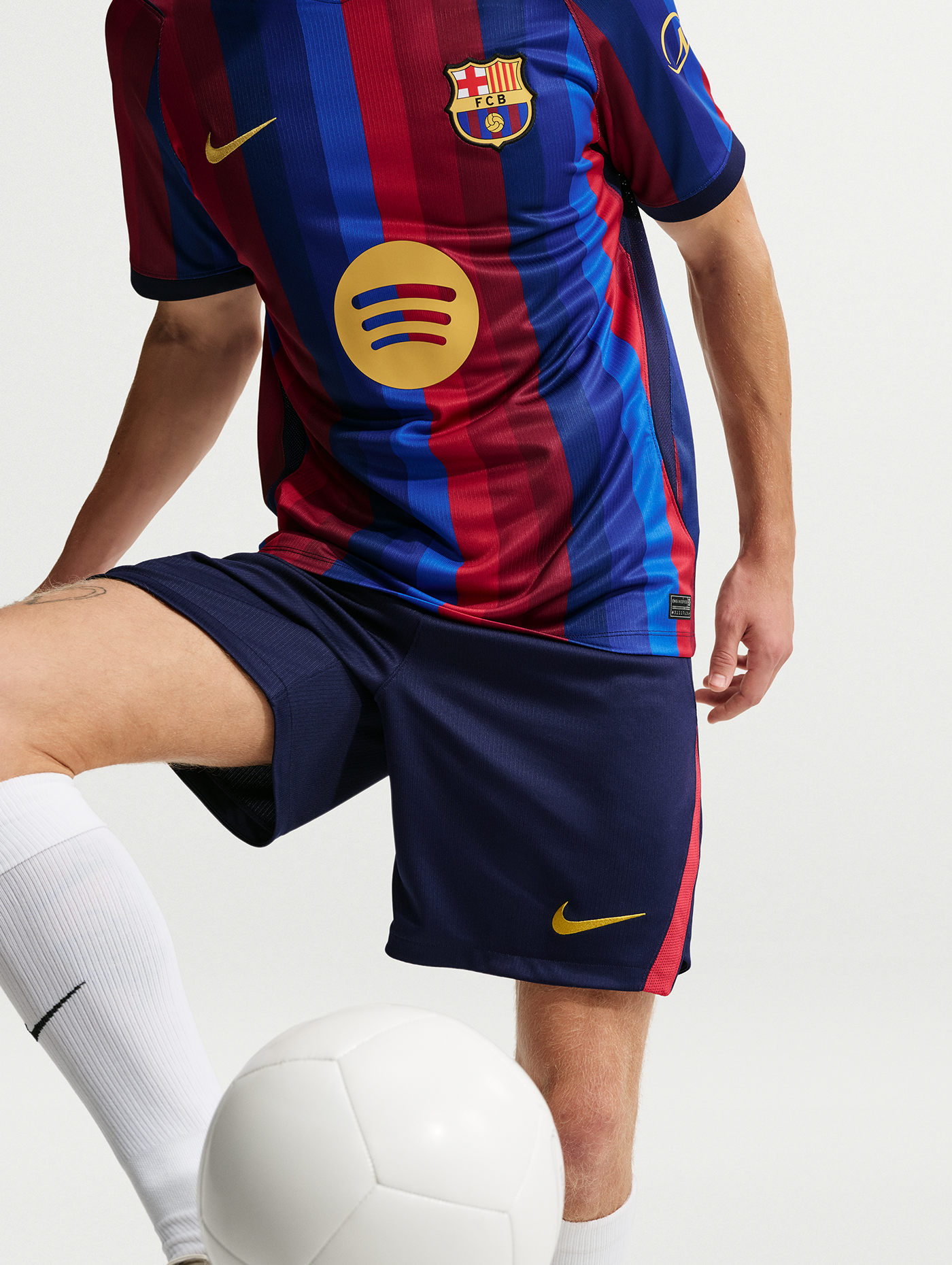Pantalón corto de hombre de la primera equipación FC Barcelona 26/27