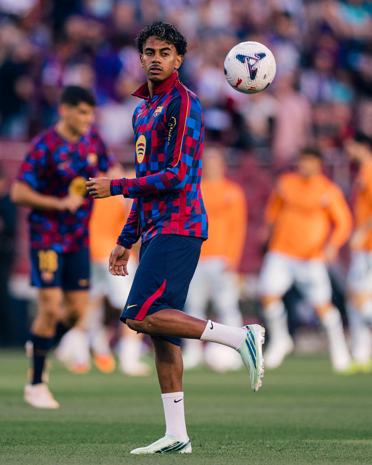 Sweat-shirt Pre-Match homme FC Barcelona 26/27