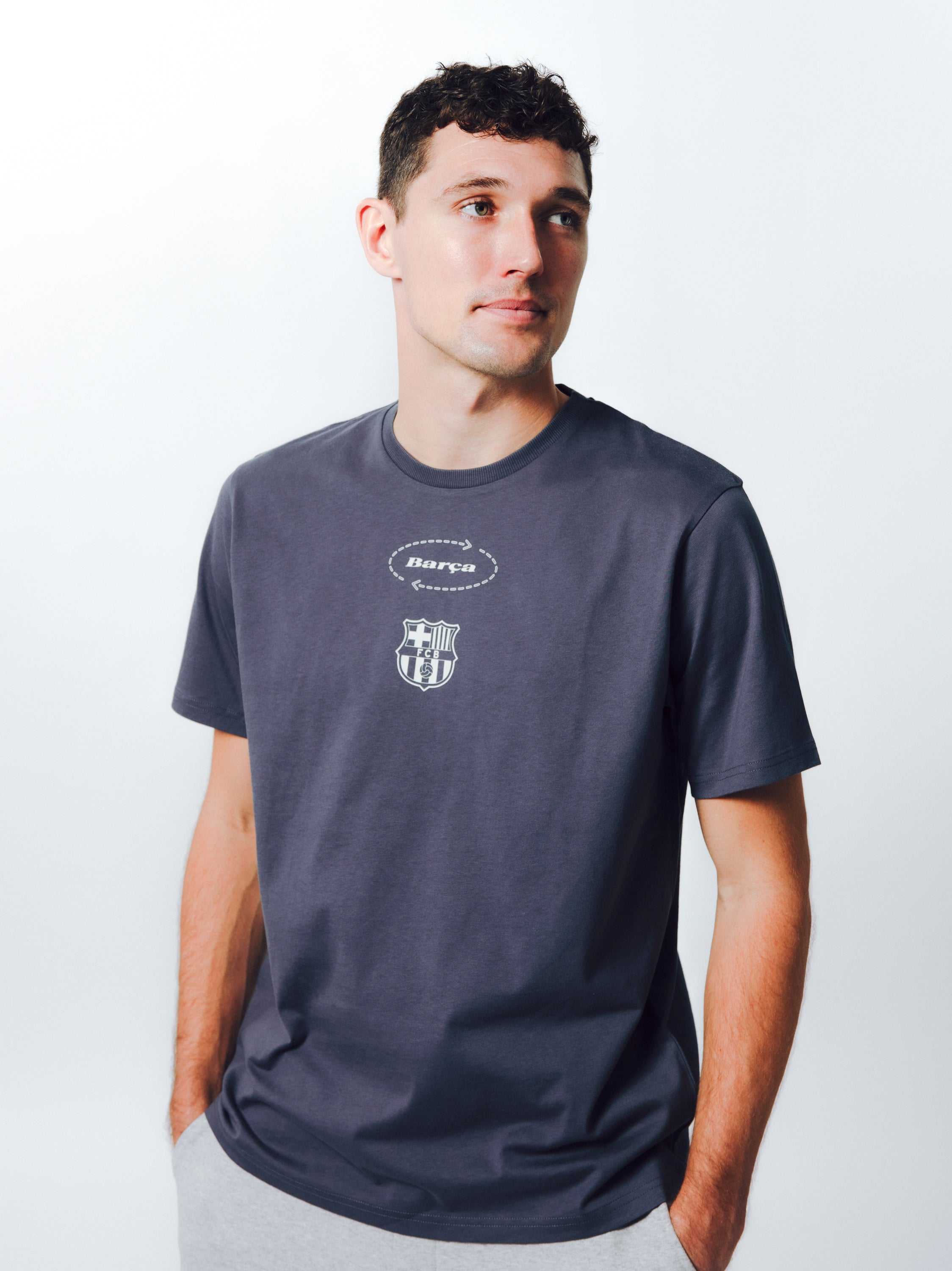 バルサTシャツ ブルー タクティクス バルサ Tシャツ | FCバルセロナ – Barça Official