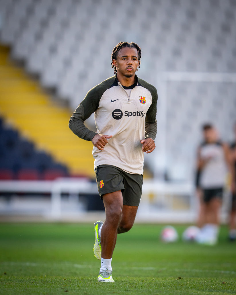 barcelona kit training