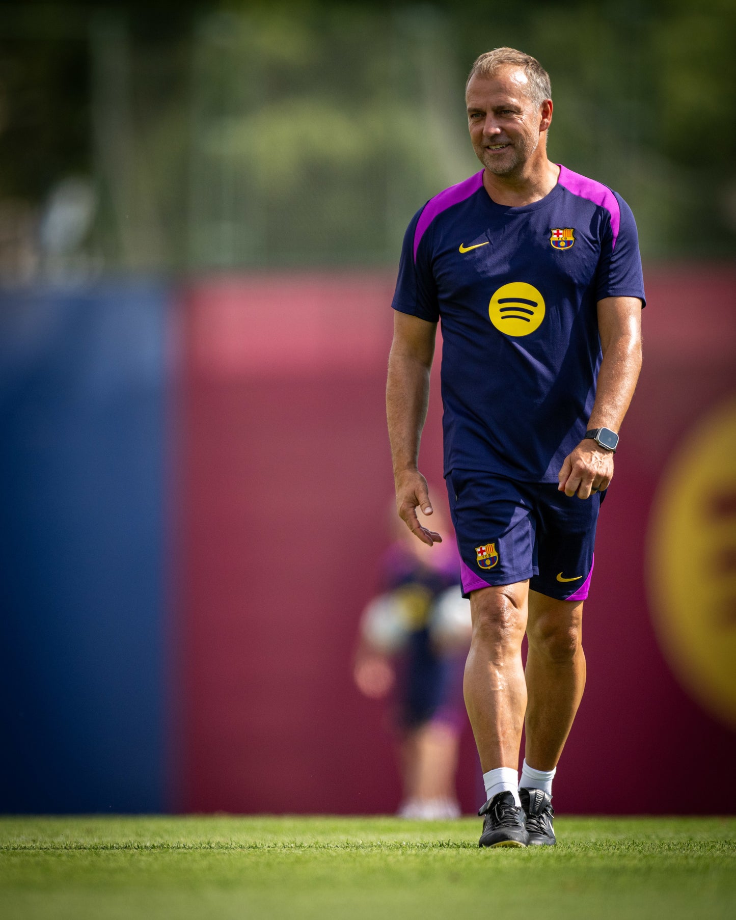 Hansi Flick with the Coach T-Shirt 25/26