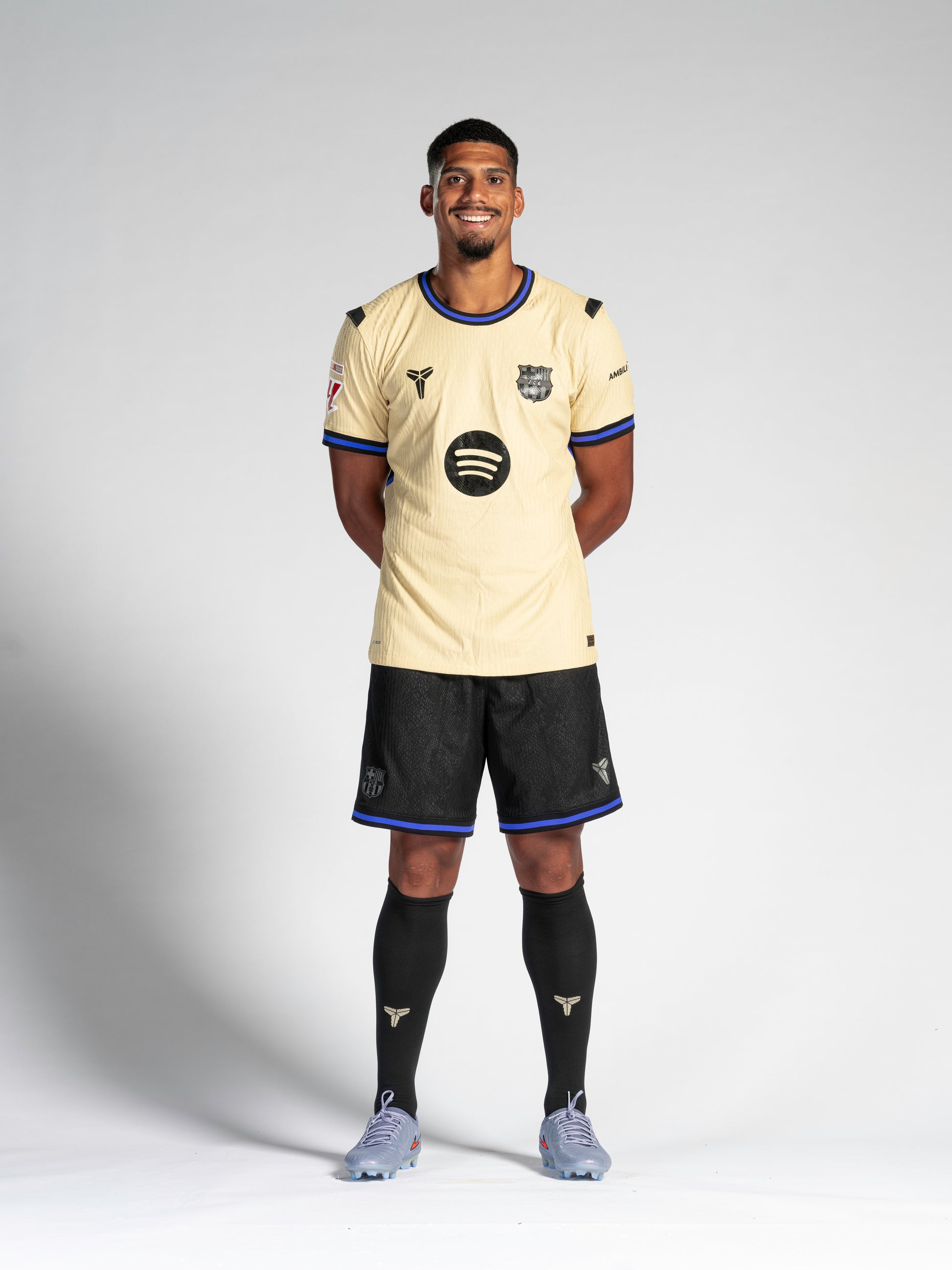 R. ARAUJO | La Liga Men's away jersey 25/26 FC Barcelona x Kobe Bryant - Player's Edition