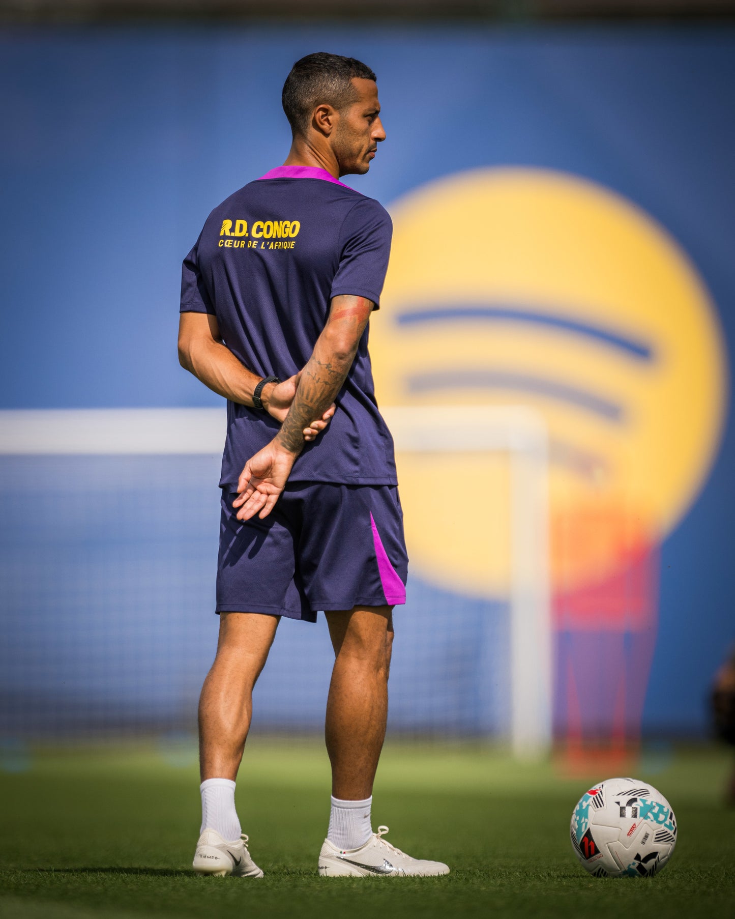 Camiseta de entrenamiento de entrenador FC Barcelona 25/26