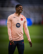 Marcus Rashford in a training session before a Champions match with the training sweatshirt third T90