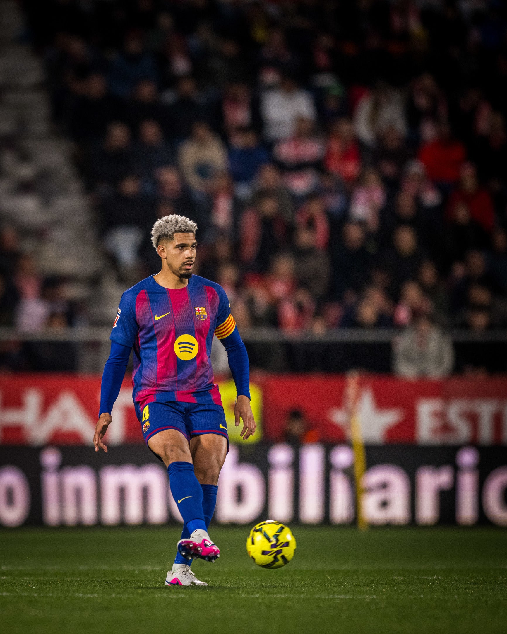 R. ARAUJO | UCL Maillot homme domicile 25/26 FC Barcelona - Édition Joueur