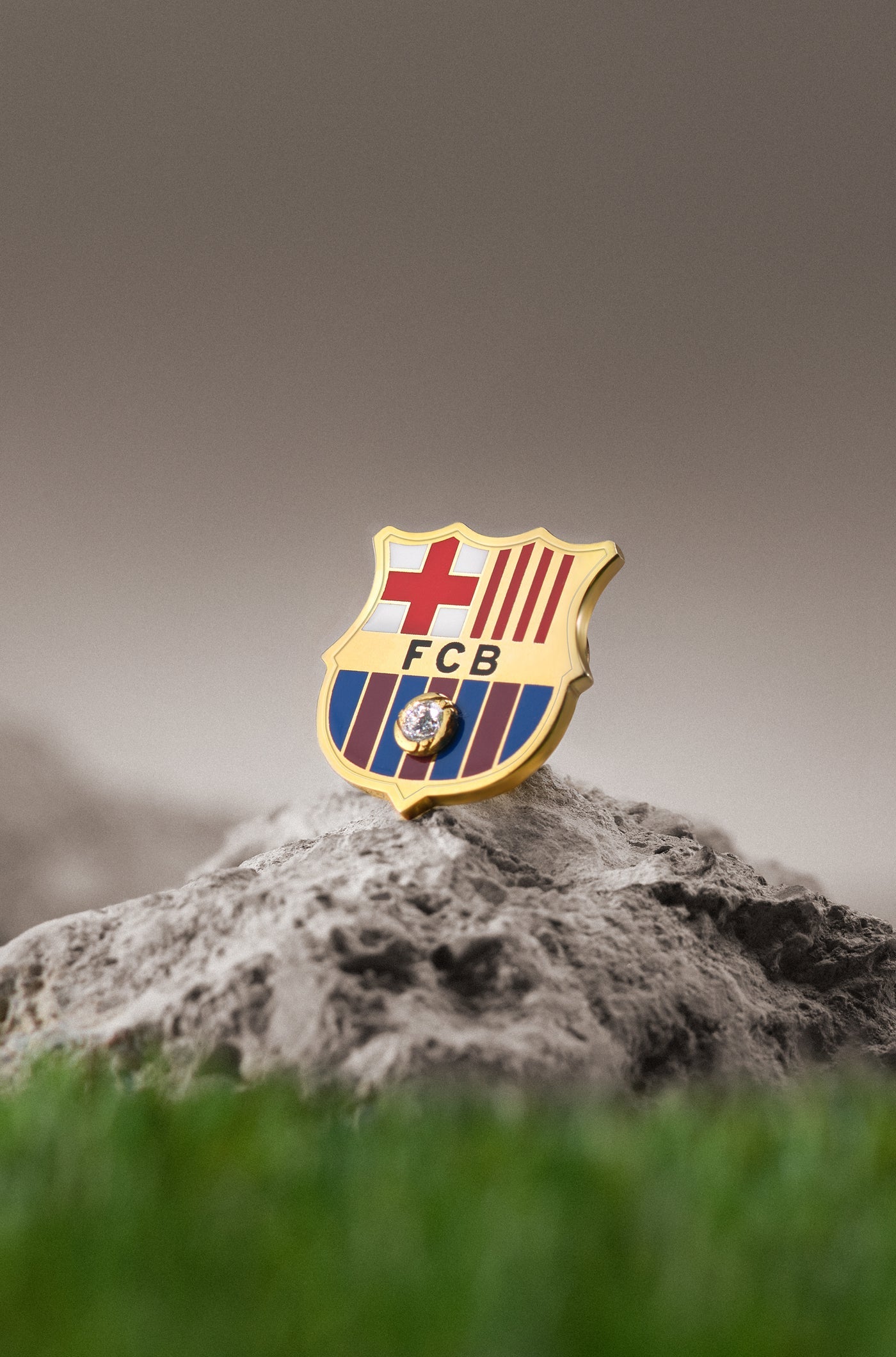 FC Barcelona Crest Insignia Bar a Official Store FC Barcelona Crest Insignia Bar a Official Store
