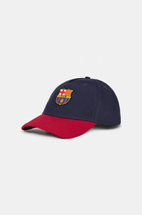 Casquette écusson et lettres du FC Barcelone