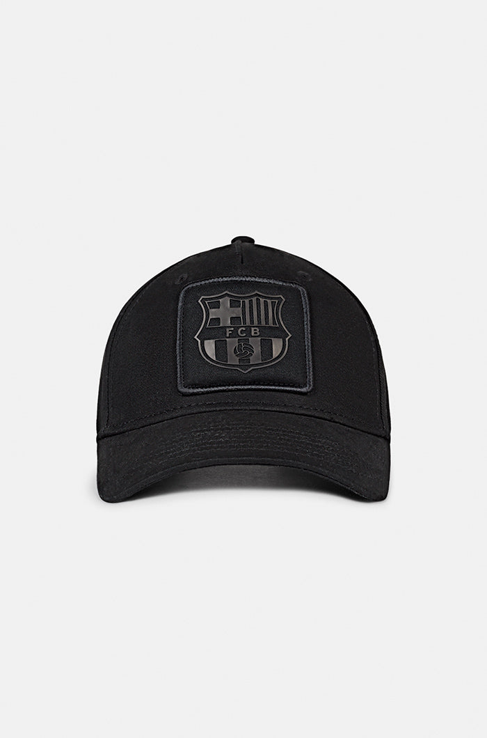 FC Barcelona black cap with embroidered crest